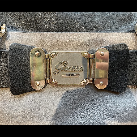 NEW - Guess two tone handbag - Picture 2 of 3